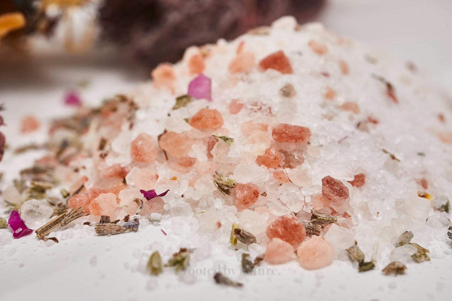 100% Natural lavender & rose calming bath salts. No preservatives or additives. Sustainably sourced and cruelty free