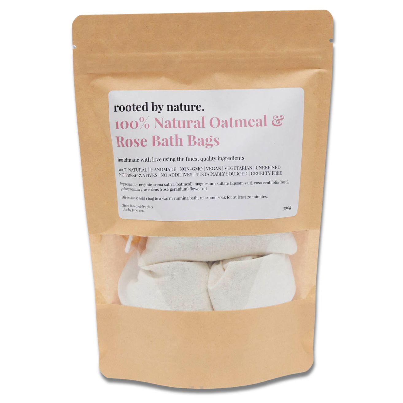 100% natural Oatmeal & Rose Bath Bags. Our handcrafted Oatmeal Bath Bags are made with love using the finest quality ingredients for you and your family. Packed full of nourishing oatmeal to deeply hydrate and moisturise the skin, long after you've finished your bath. This luxurious Oatmeal Bath Salt Blend is infused with the soothing floral scent of rose and rose geranium essential oils, and finished with a sprinkle of rose petals to leave you feeling calm and balanced after a long day.